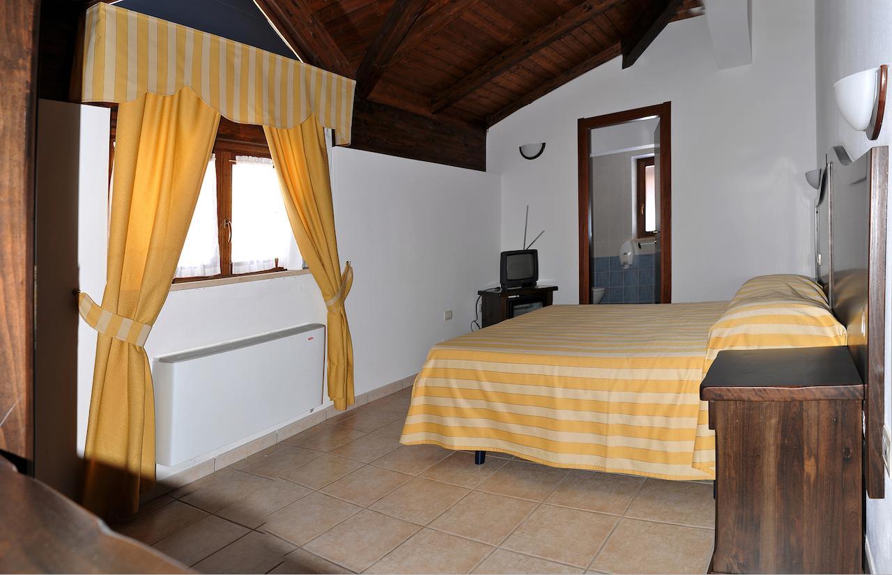 Hotel Pietrapanna Calvello Phòng bức ảnh