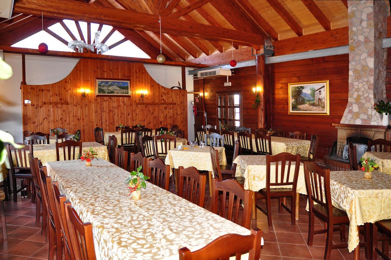 Hotel Pietrapanna Calvello Ngoại thất bức ảnh