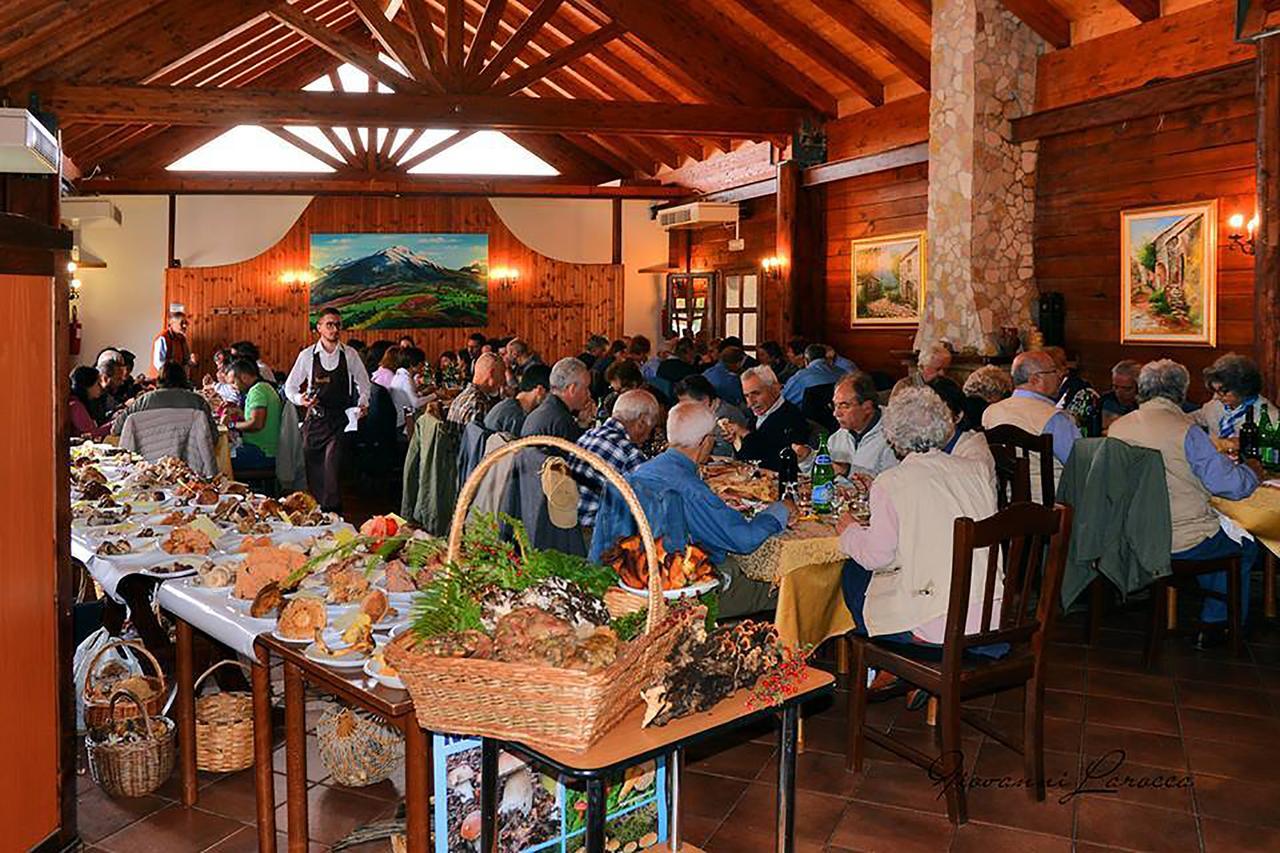 Hotel Pietrapanna Calvello Ngoại thất bức ảnh